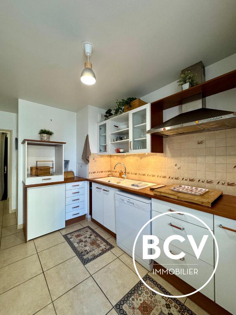 CHARTRES - Appartement loué meublé avec terrasse et parking