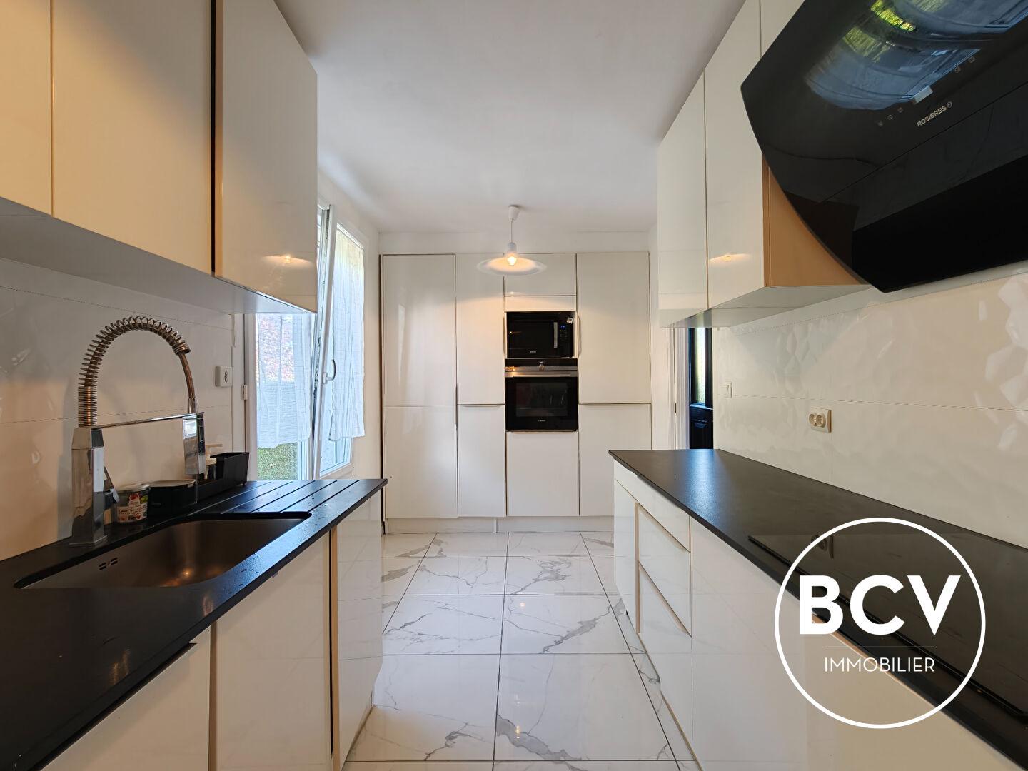 Maison Luisant 6 pièce(s) 136 m²