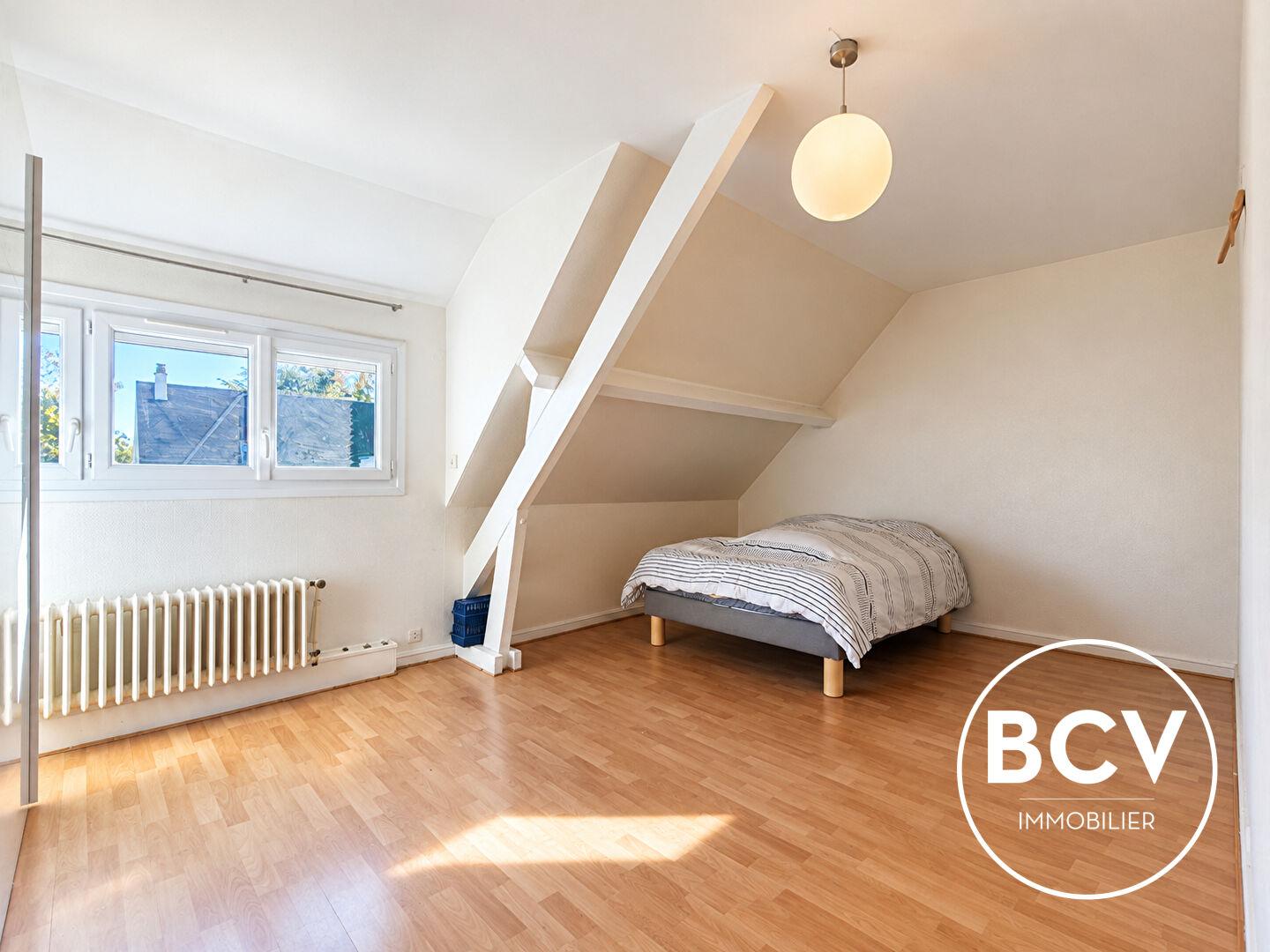 Maison Luisant 6 pièce(s) 136 m²