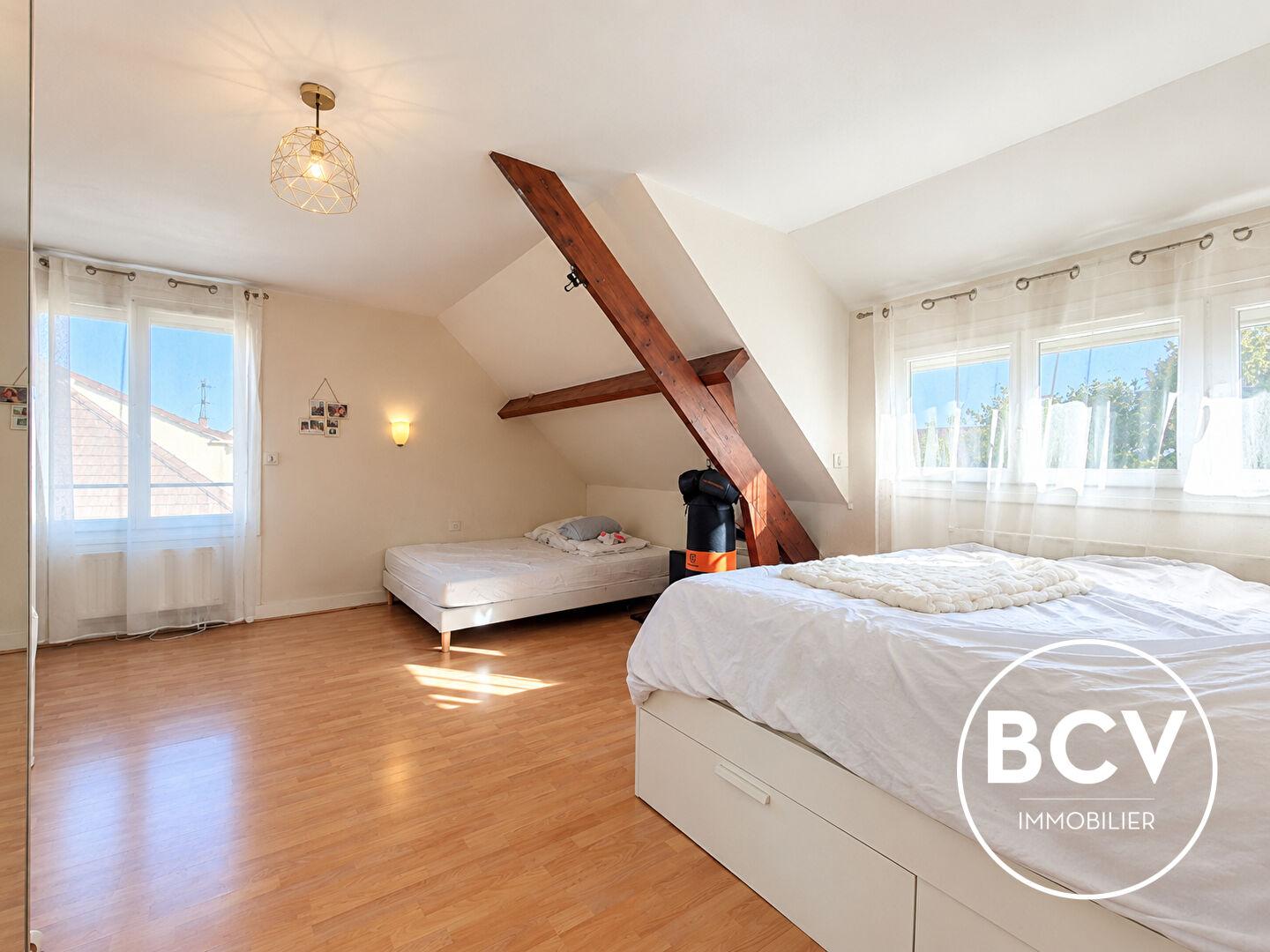Maison Luisant 6 pièce(s) 136 m²