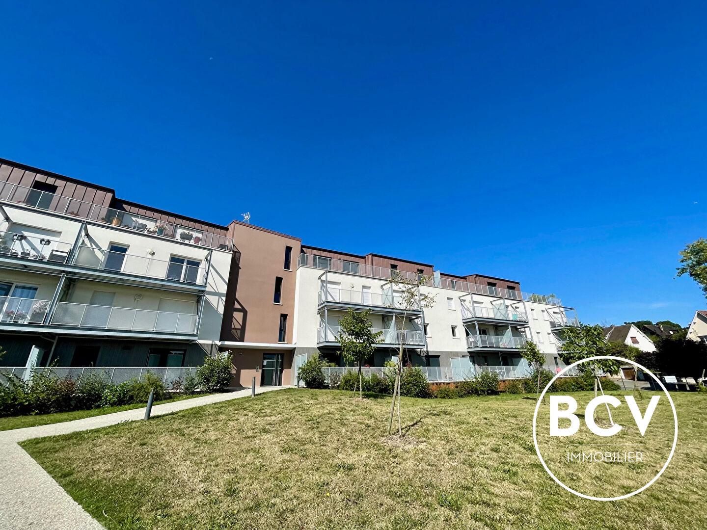 Lèves - Bel appartement 3 chambres avec balcon et parkings