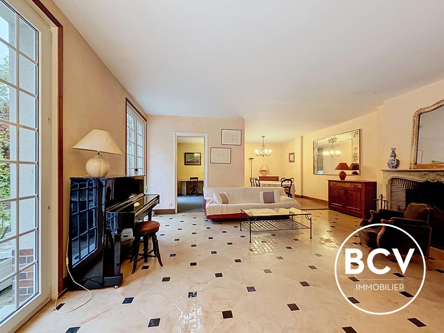 Maison coup de coeur 7 pièces 200m2 LEVES