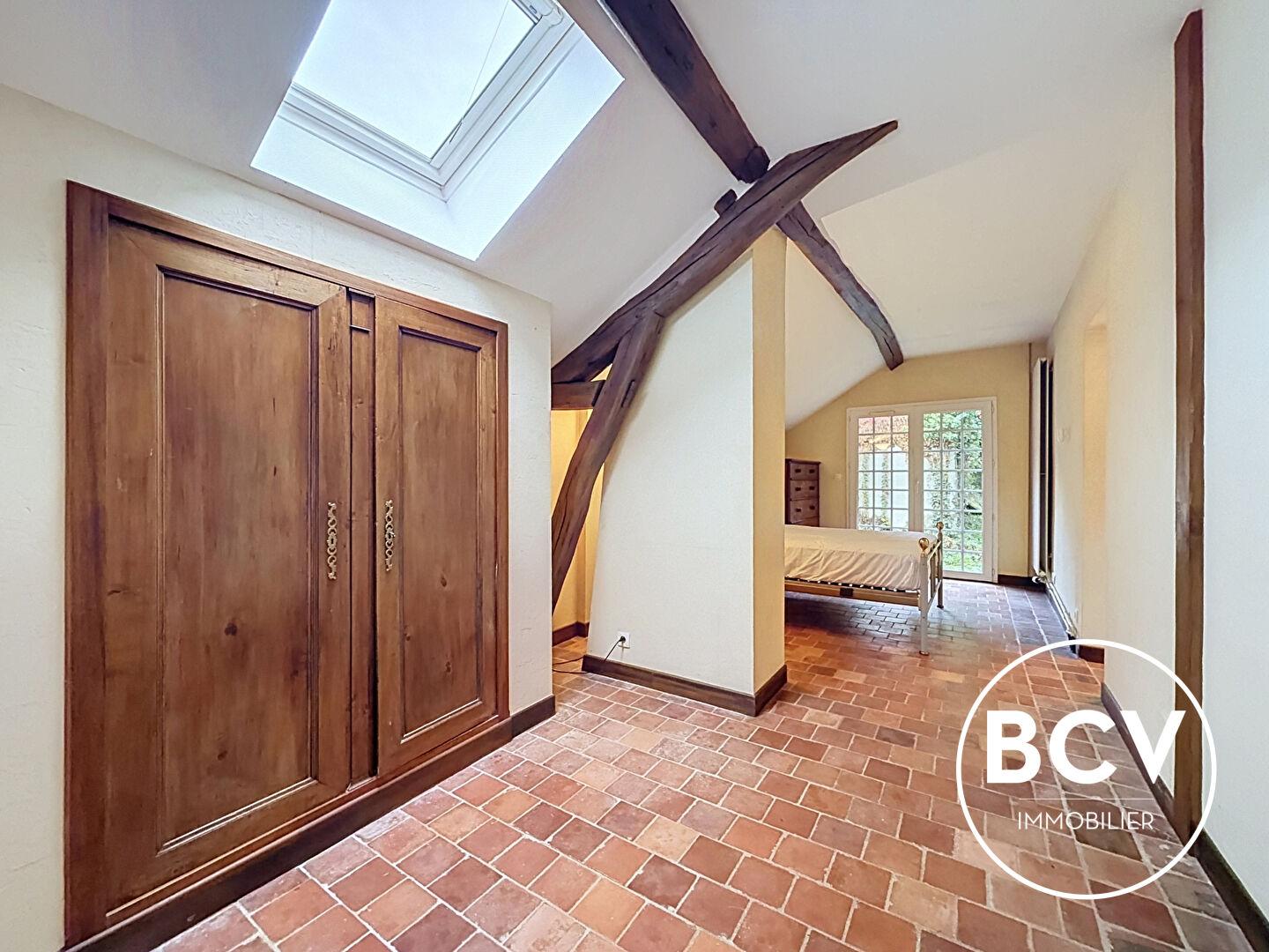 Maison coup de coeur 7 pièces 200m2 LEVES