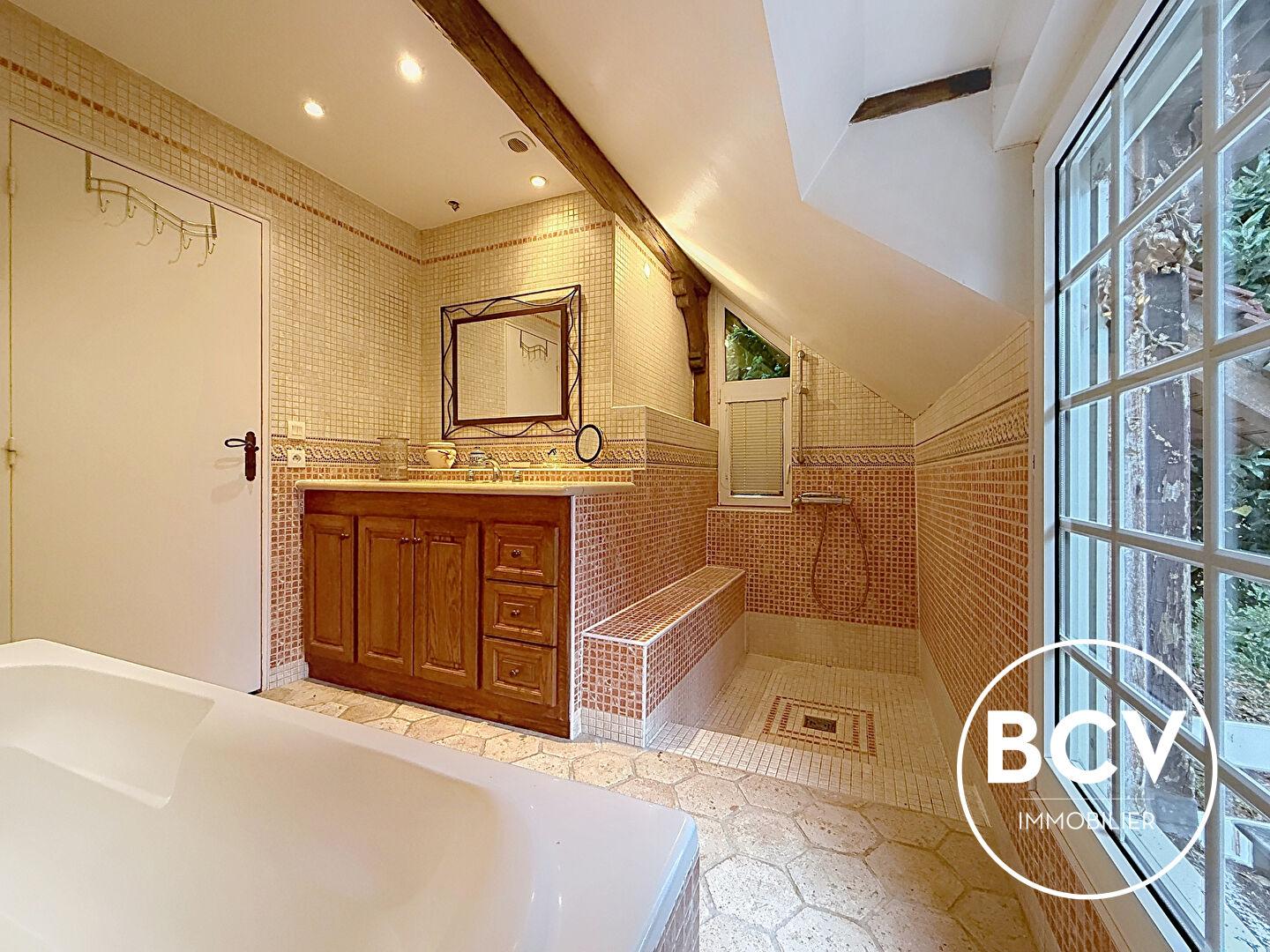 Maison coup de coeur 7 pièces 200m2 LEVES