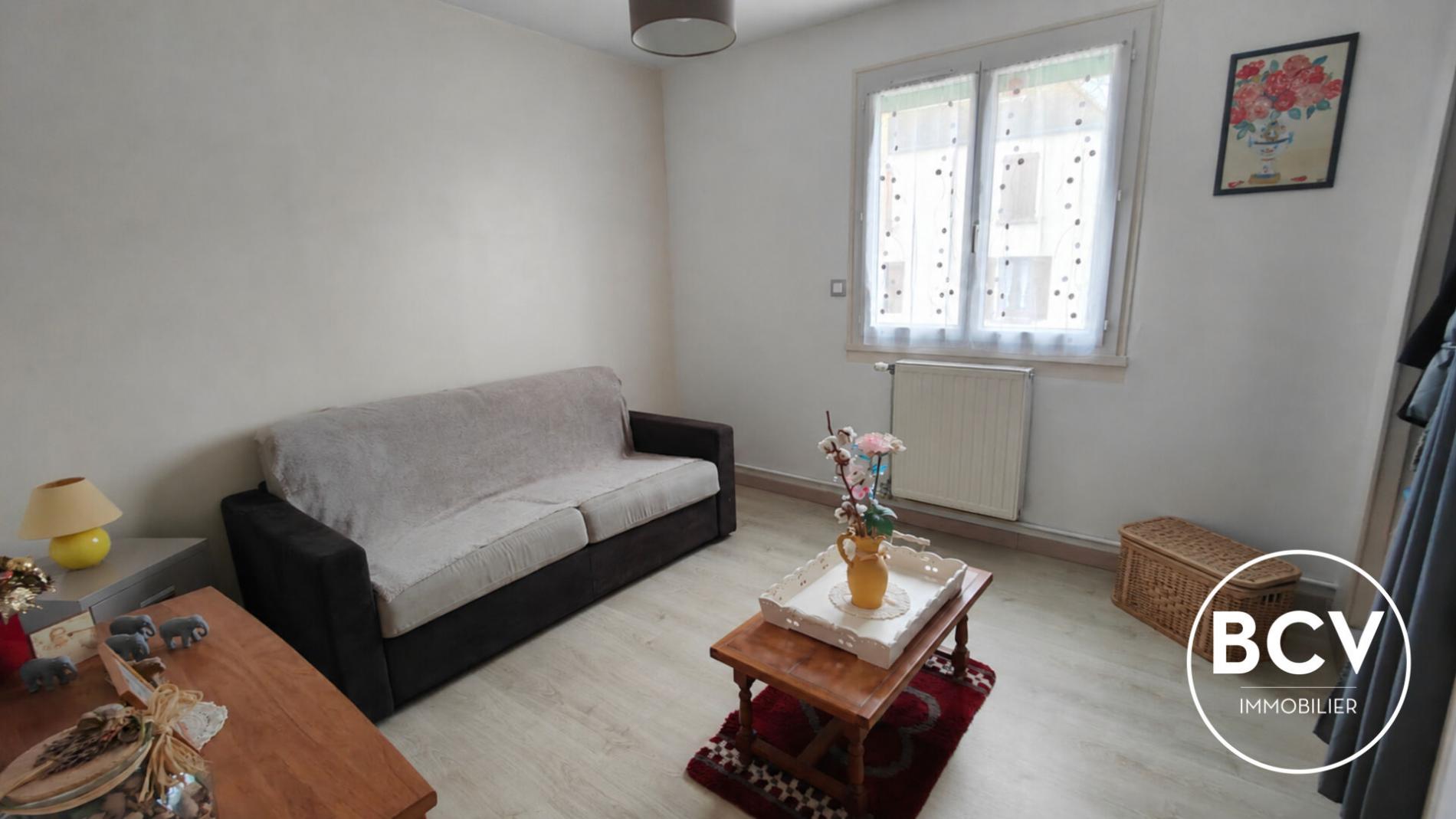 Auneau Maison de plain-pied T3 79 m² avec garage.