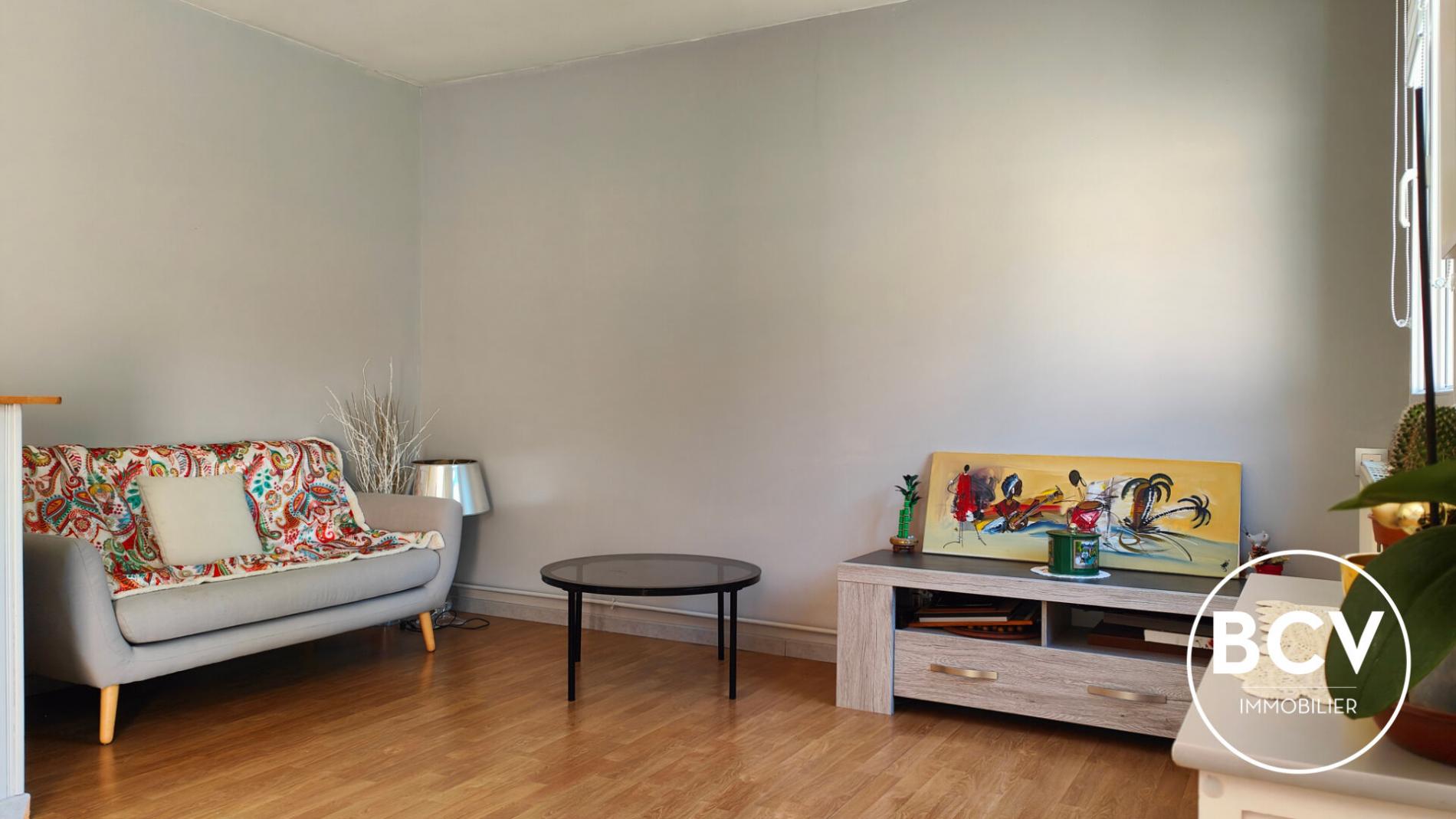 Auneau Maison de plain-pied T3 79 m² avec garage.