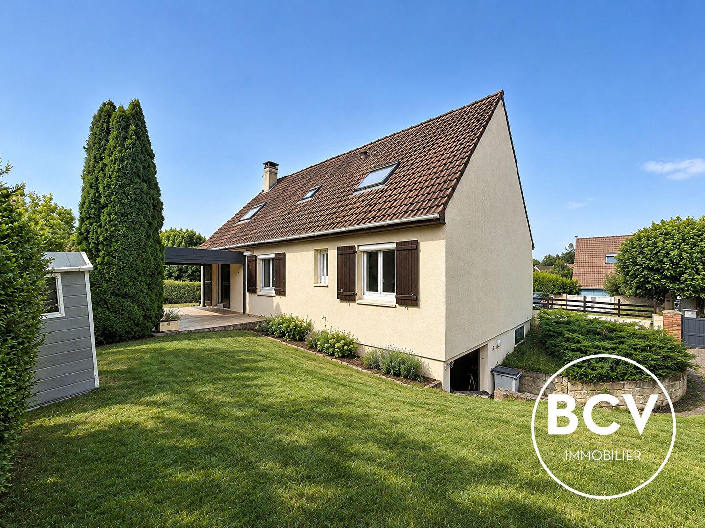Maison familiale avec jardin et garage
