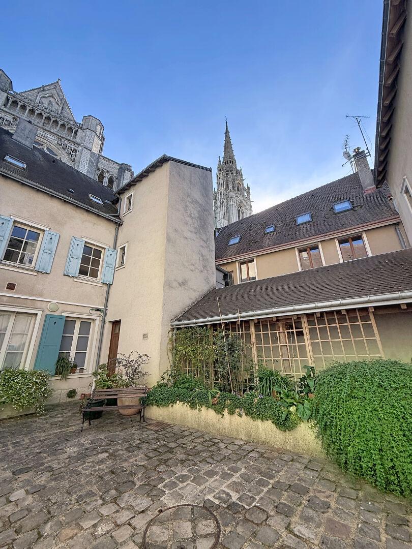 CHARTRES Cathédrale - bel appartement de 2 pièces - dernier étage