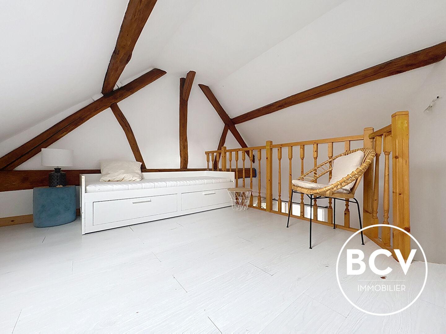 Maison 8 pièces de 251 m² sur un terrain de 1 460 m²