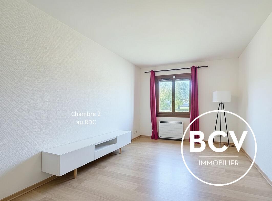 Maison T8 de 279 m² avec garage triple sur terrain de 1653m²
