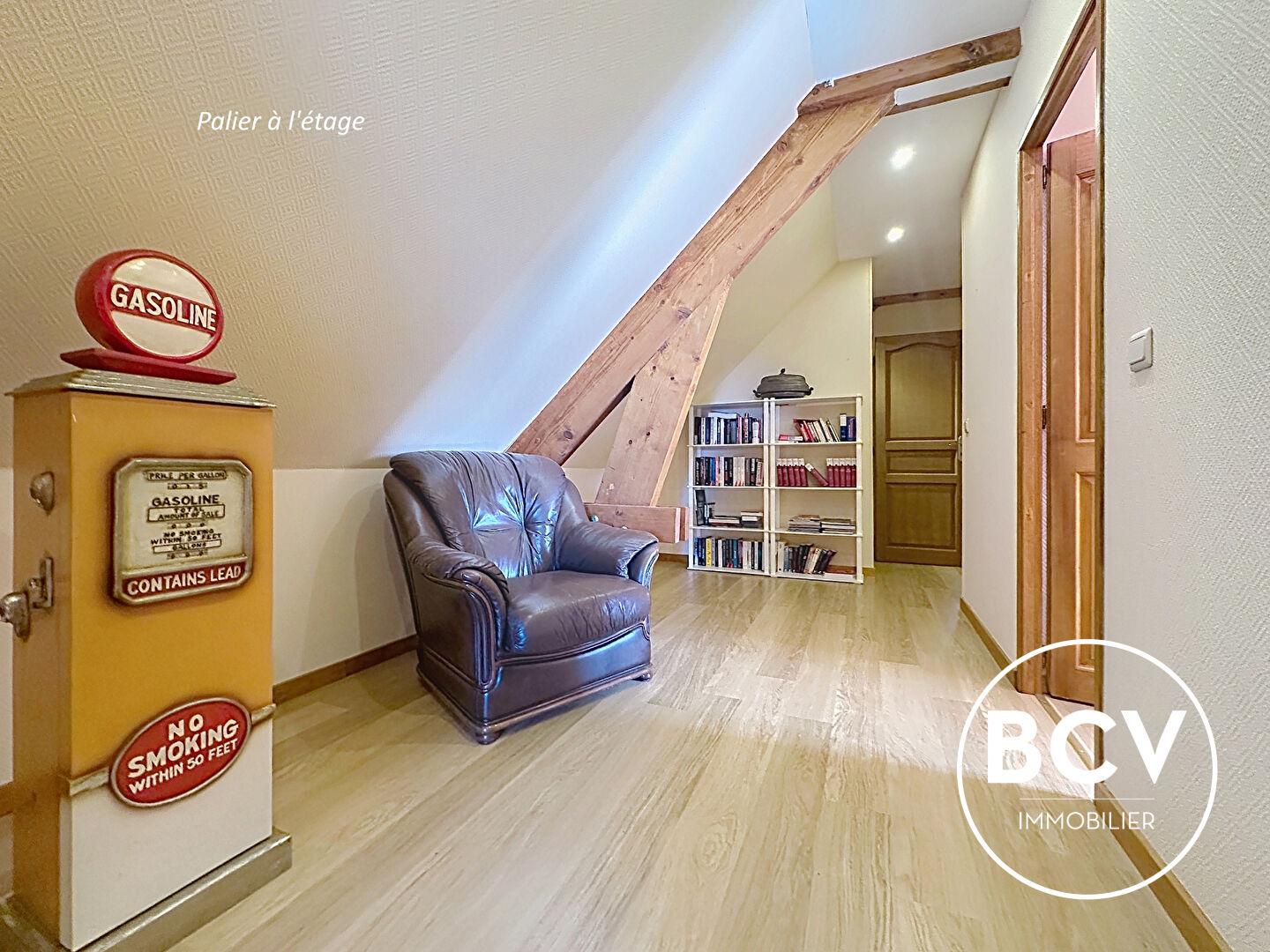 Maison T8 de 279 m² avec garage triple sur terrain de 1653m²