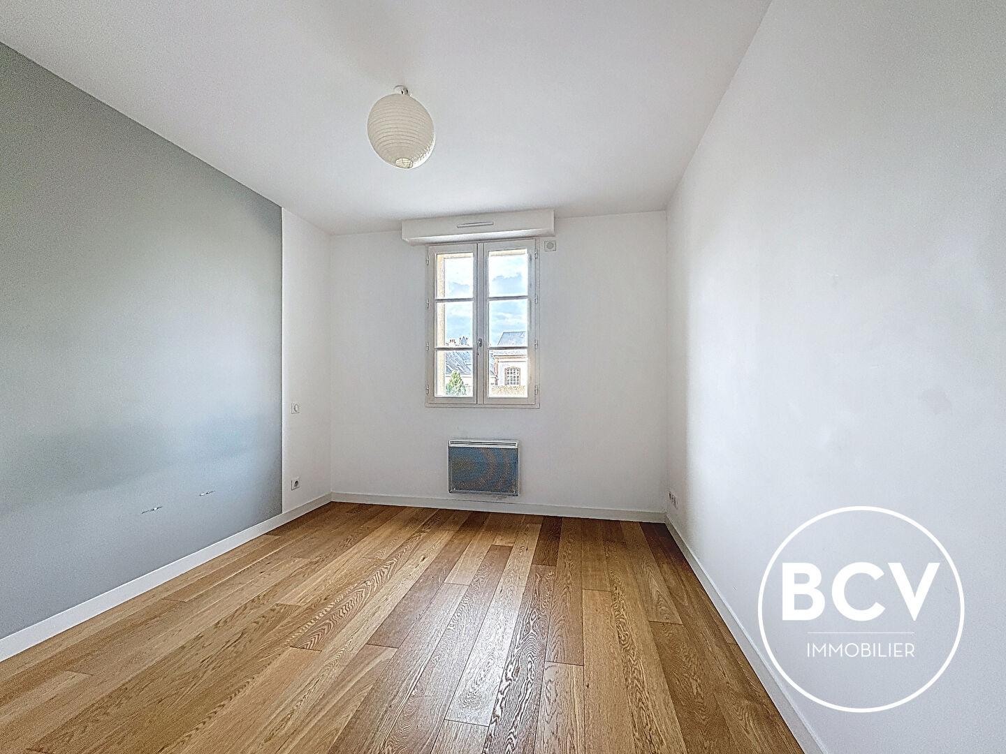 Appartement en Duplex + stationnement + cave